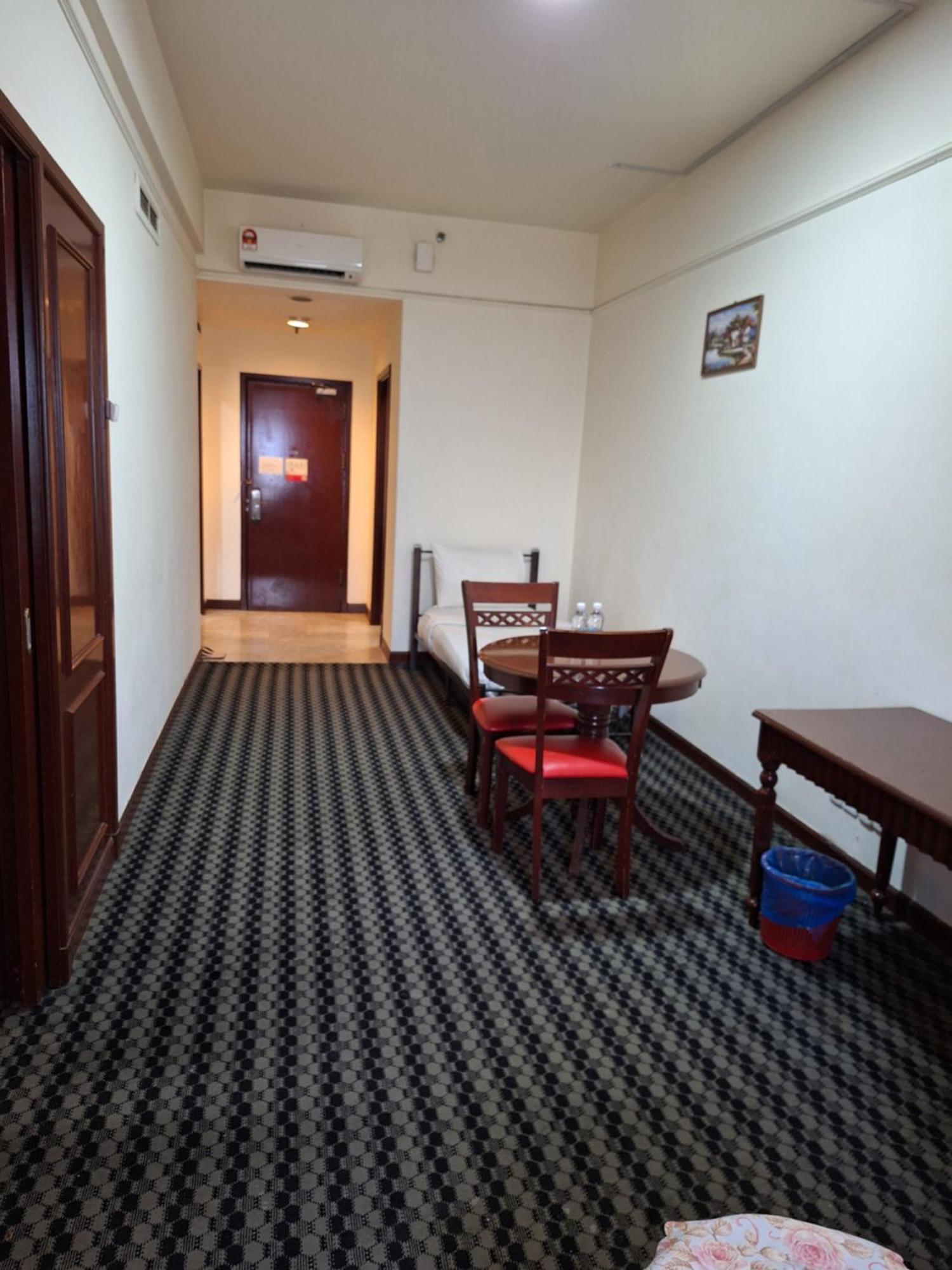Kl Private Service Times Square Pangsapuri *