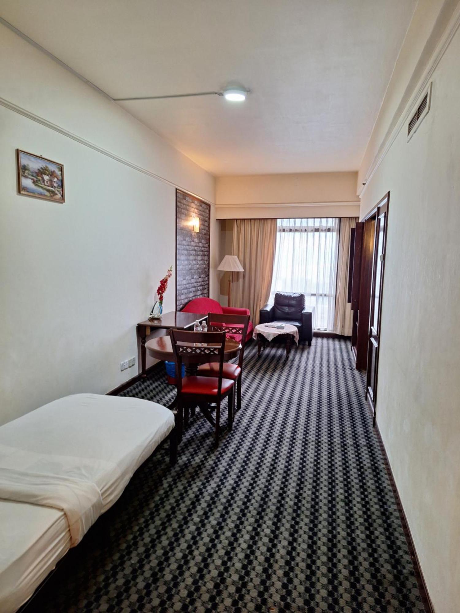 Kl Private Service Times Square Pangsapuri
